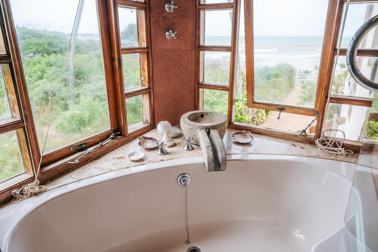 Santi Beach House With Pool & Beach ウェリガマ エクステリア 写真