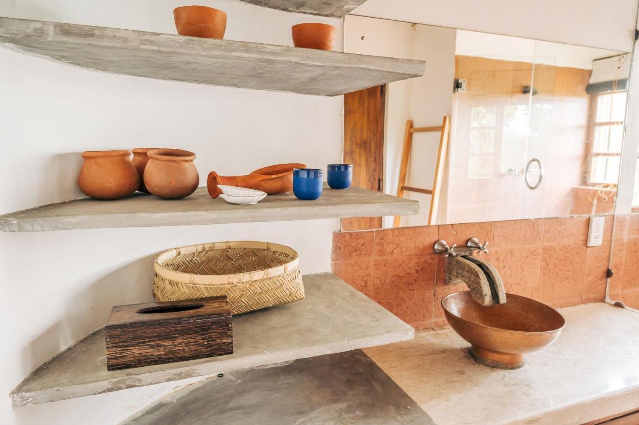 Santi Beach House With Pool & Beach ウェリガマ エクステリア 写真
