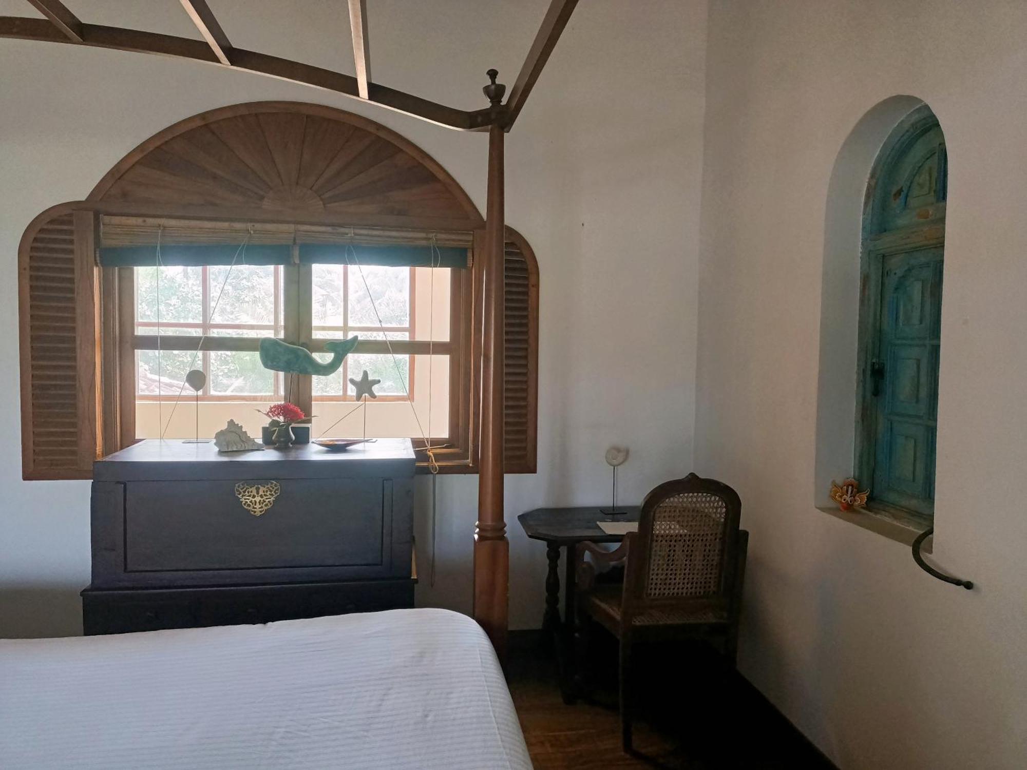 Santi Beach House With Pool & Beach ウェリガマ 部屋 写真